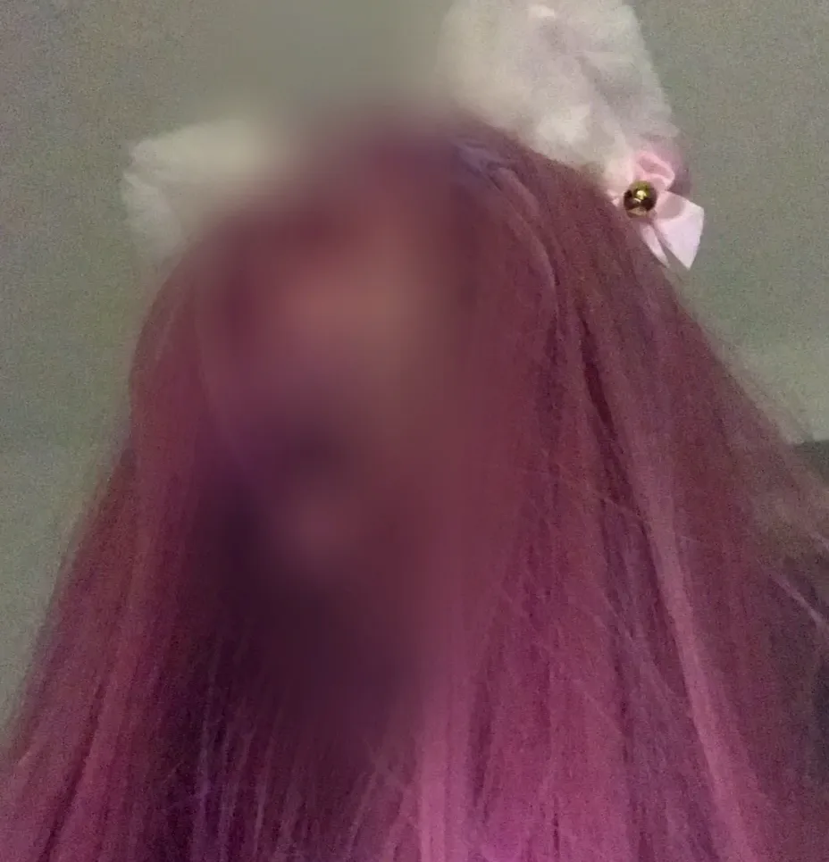 Andrea, 22