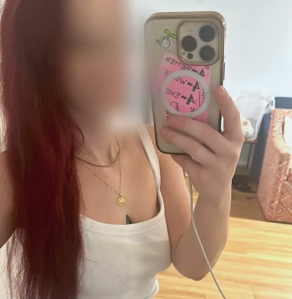 Dijana, 28