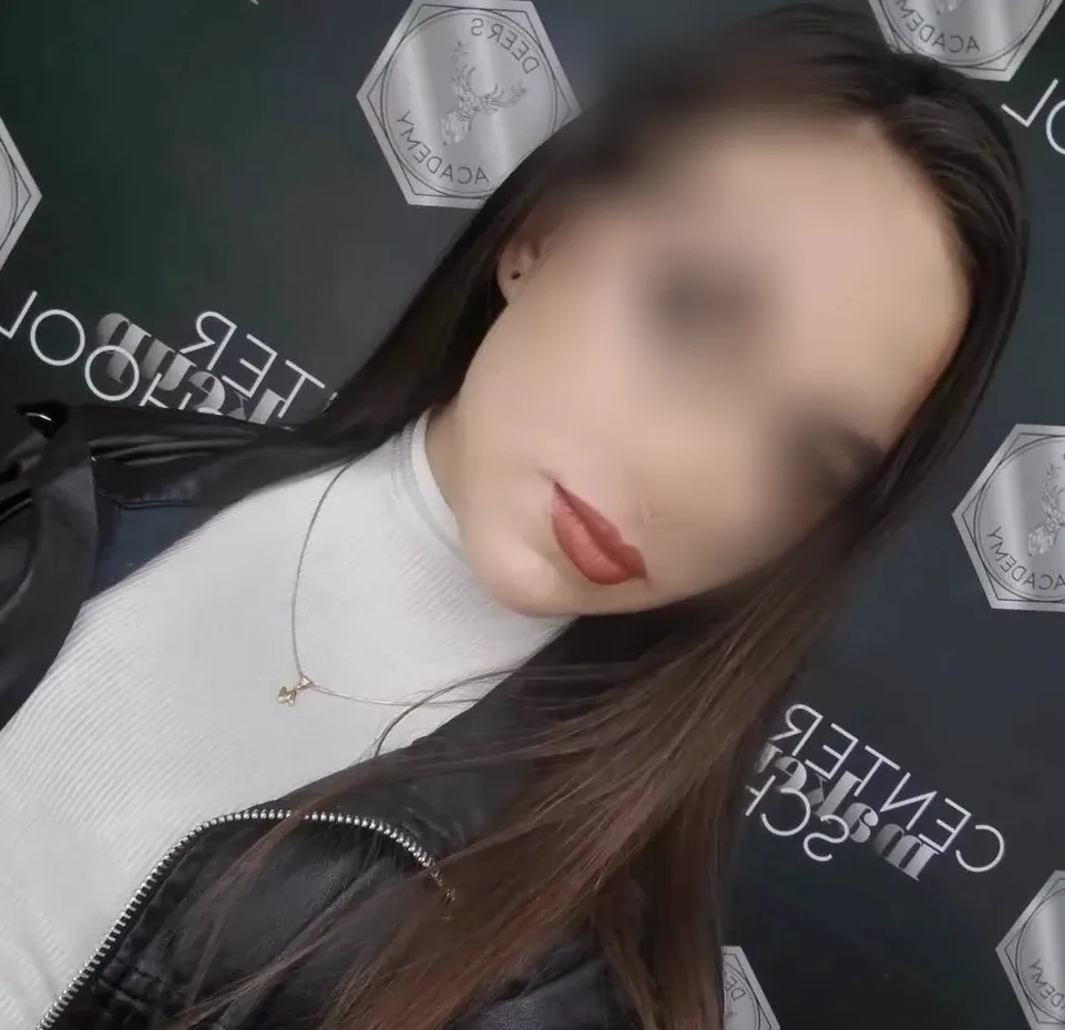 Katarina, 25