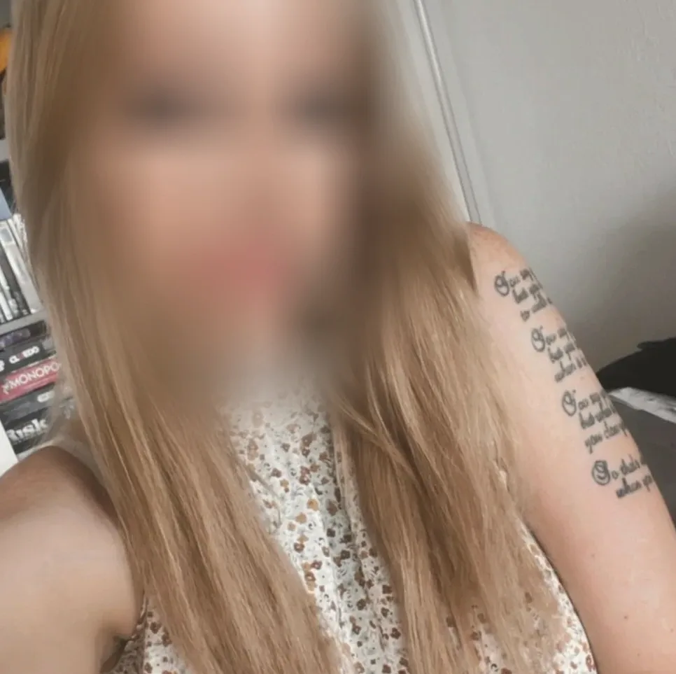Marina, 30