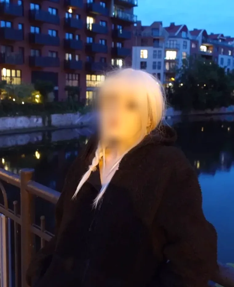 Miriam, 22